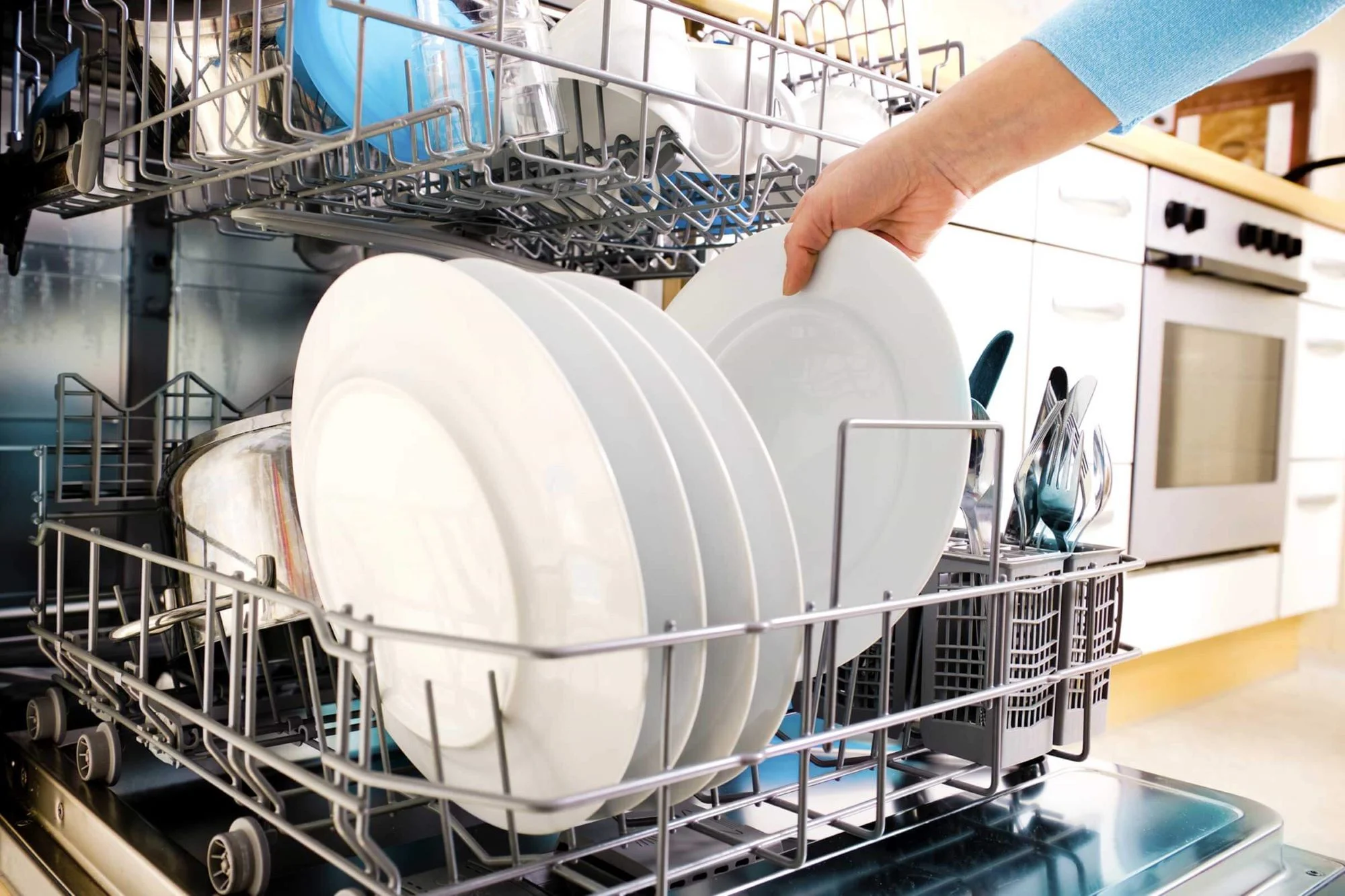 The Ultimate Guide on How to Choose a Dishwasher